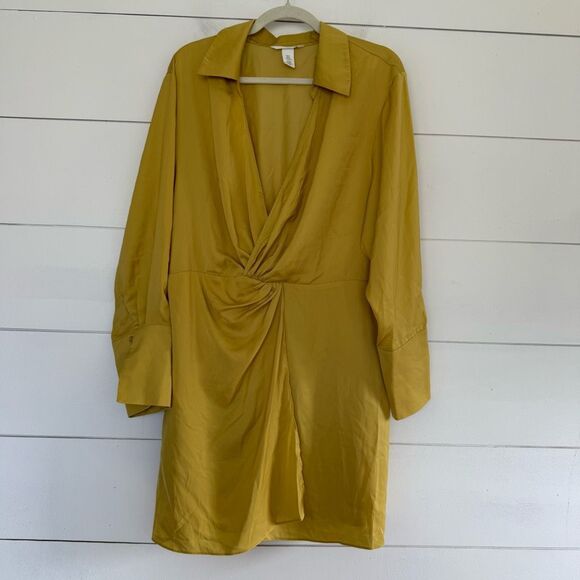H&M Dresses & Skirts - H&M Women’s XL Dark Yellow Faux Wrap Dress